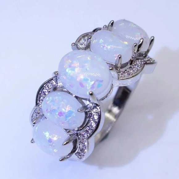 Elegant Opal and Silver Women's Ring - Picture 4 of 8